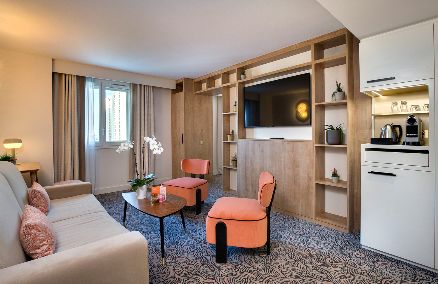 Suite avec lit king size et canapé-lit pullman montpellier centre (10)