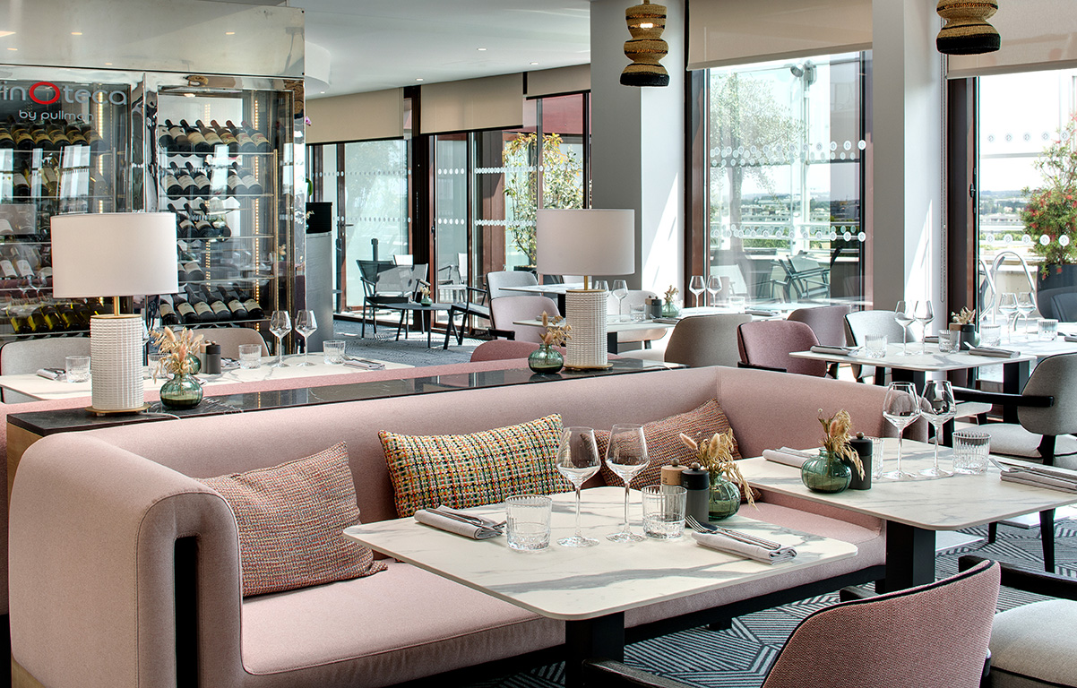 espace-restauration-vertigo-rooftop-hotel-pullman-montpellier-centre (6)